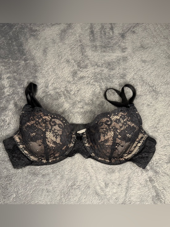 Victoria's Secret Other - Vintage Victoria's Secret Black Lace Underwire Balconette Bra